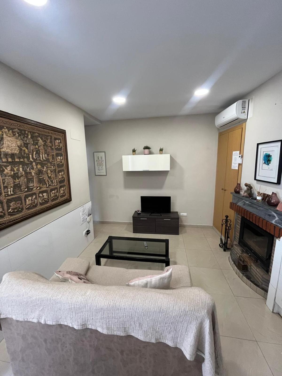 Sela Home Y Garaje, Algemesi Home ภายนอก รูปภาพ